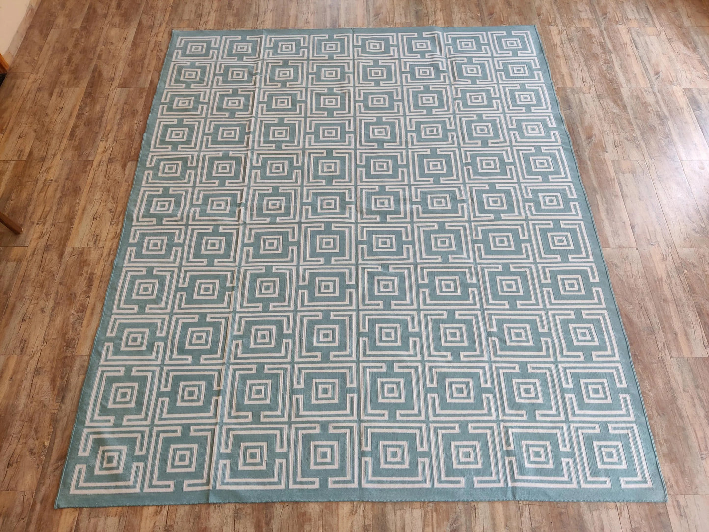 Corinthian Maze Sage Green Geometric Flatweave Area Rug