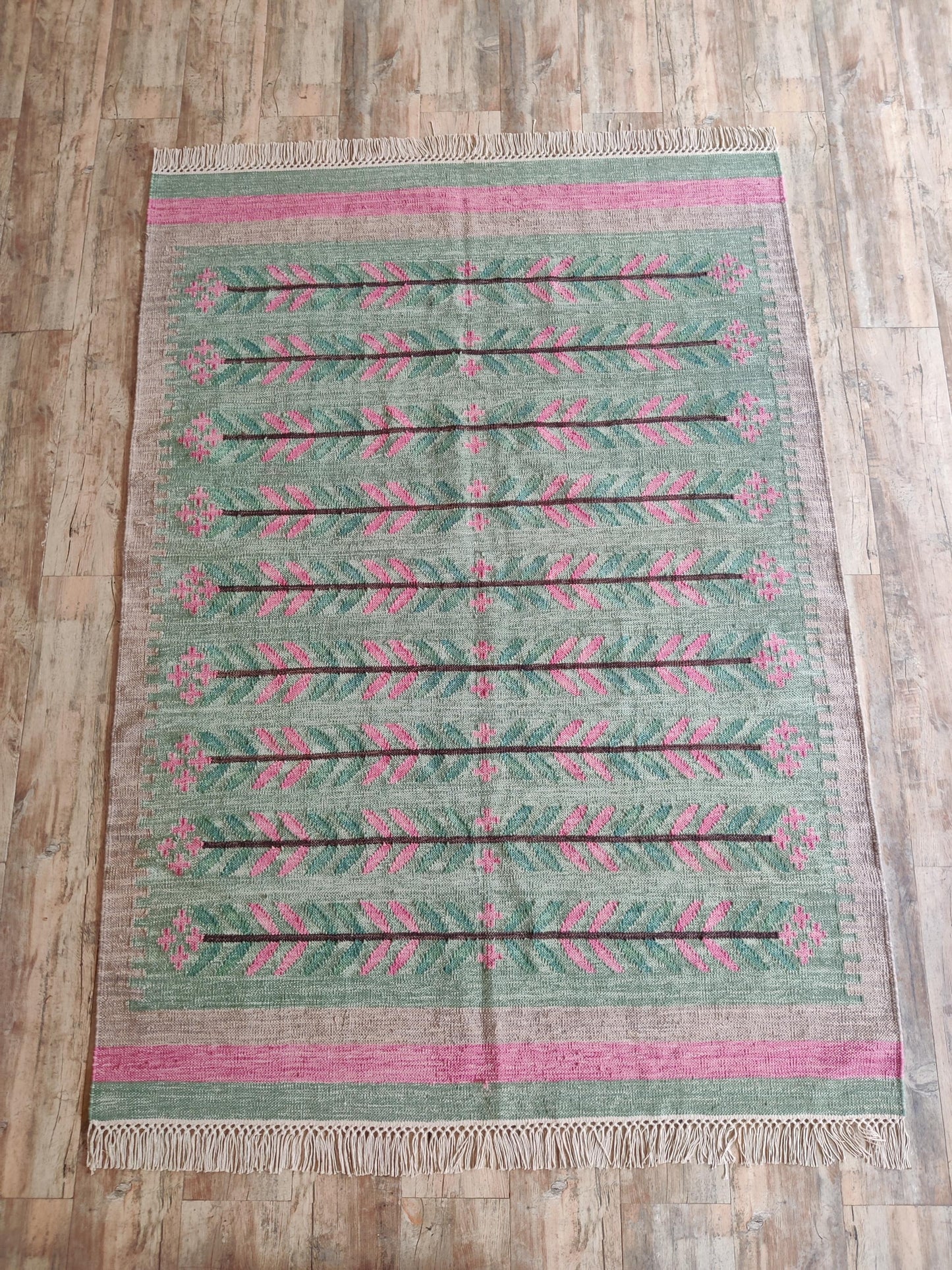 Sage Green Botanical Vine Area Rug, Pink & Tan Horizontal Leaf Motif Dhurrie Carpet
