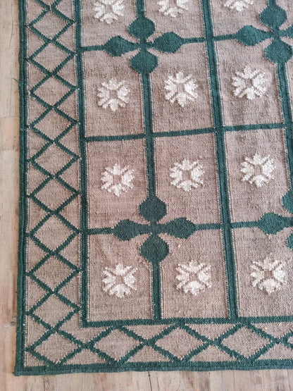 Handwoven Emerald Green Lattice Dhurrie Rug