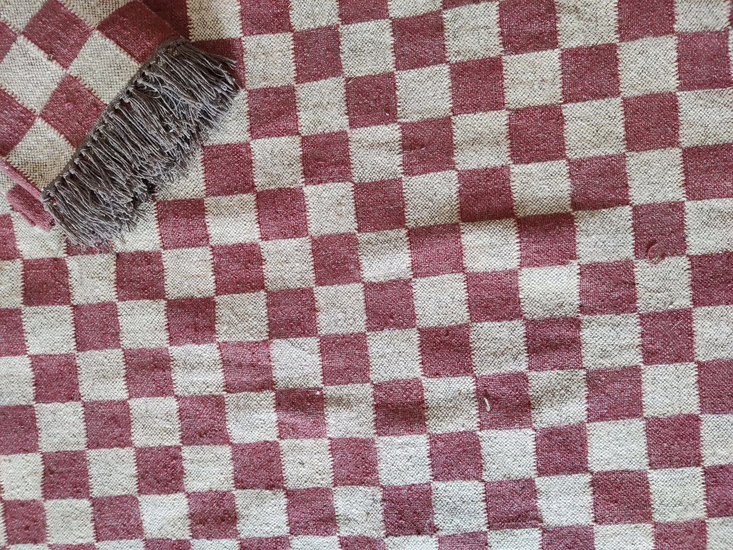 Crimson Checkered Trendy Red Grid Rug for Living Room & Bedroom