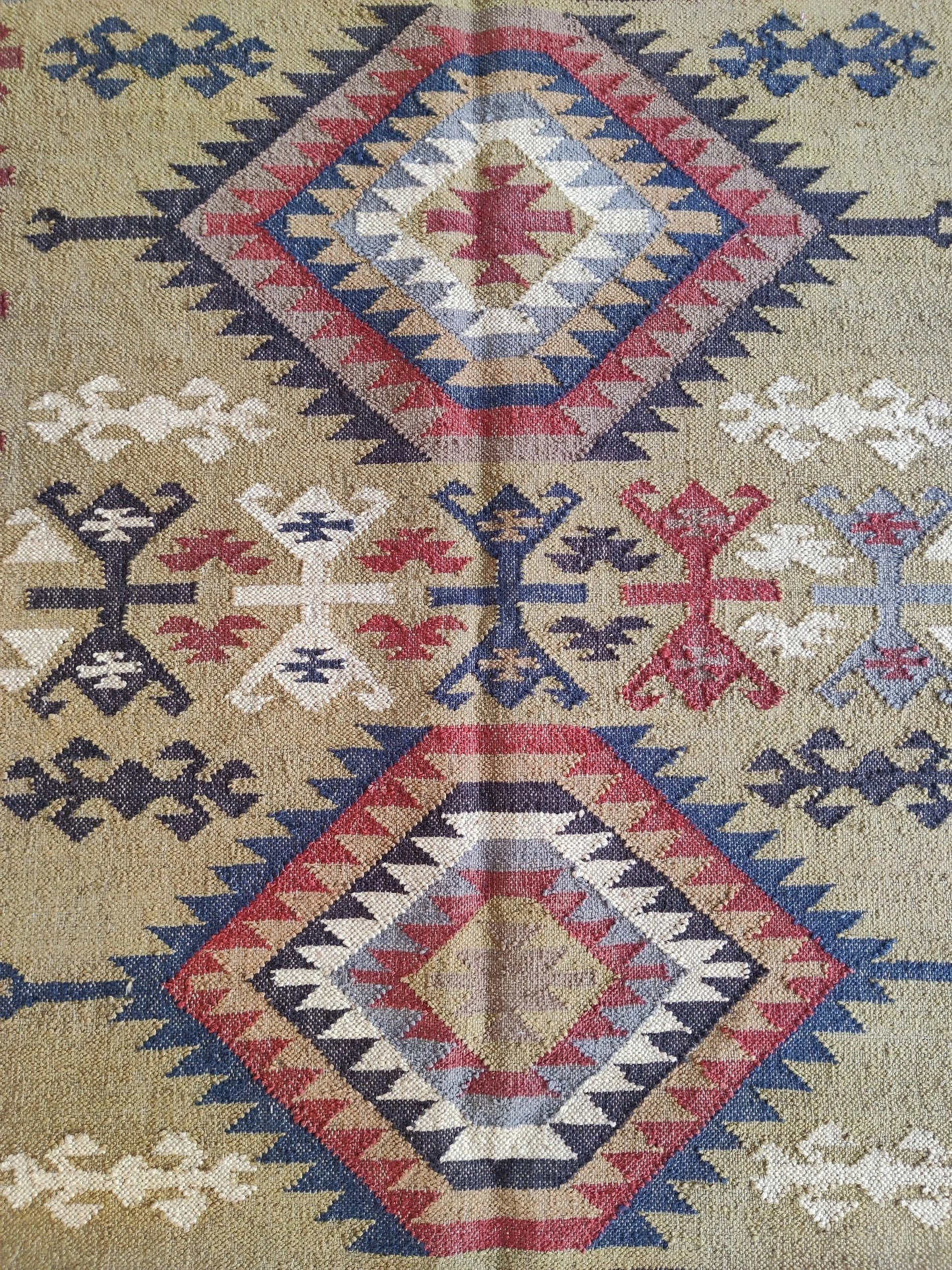 Veridian Column Bloom Reversible Artisan Area Rug