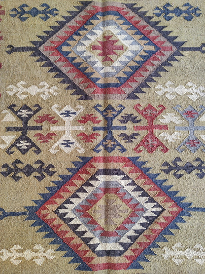 Veridian Column Bloom Reversible Artisan Area Rug