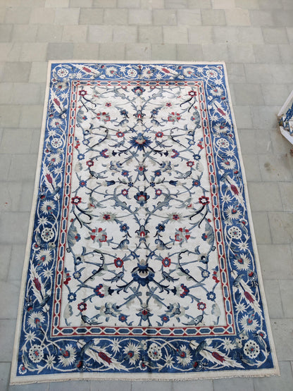 Iznik-style floral Symmetric Botanical Hand-Knotted Transitional Rug