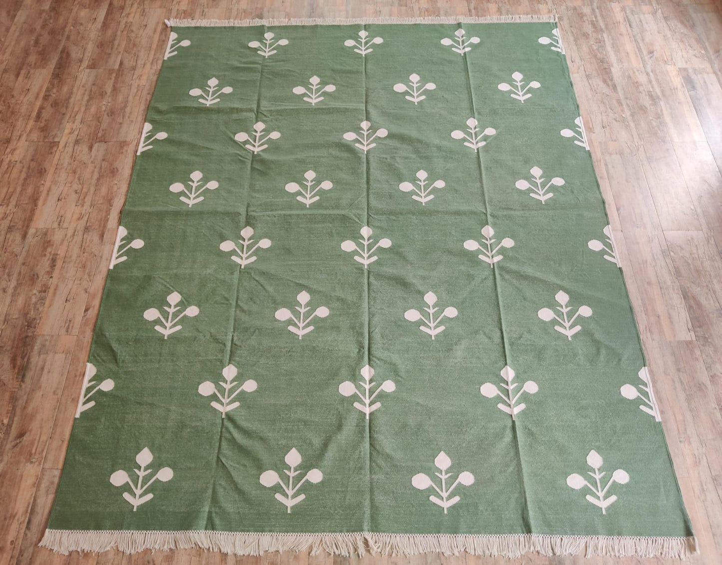 Sage Botanical Minimalist Floral Pattern Area Rug