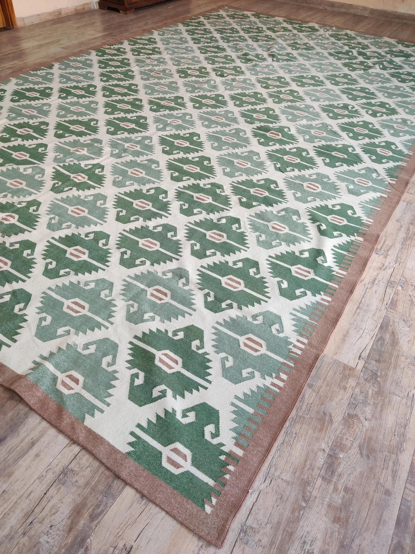 Sage Earth Tribal Lattice Geometric Serrated Diamond Flatweave Area Rug