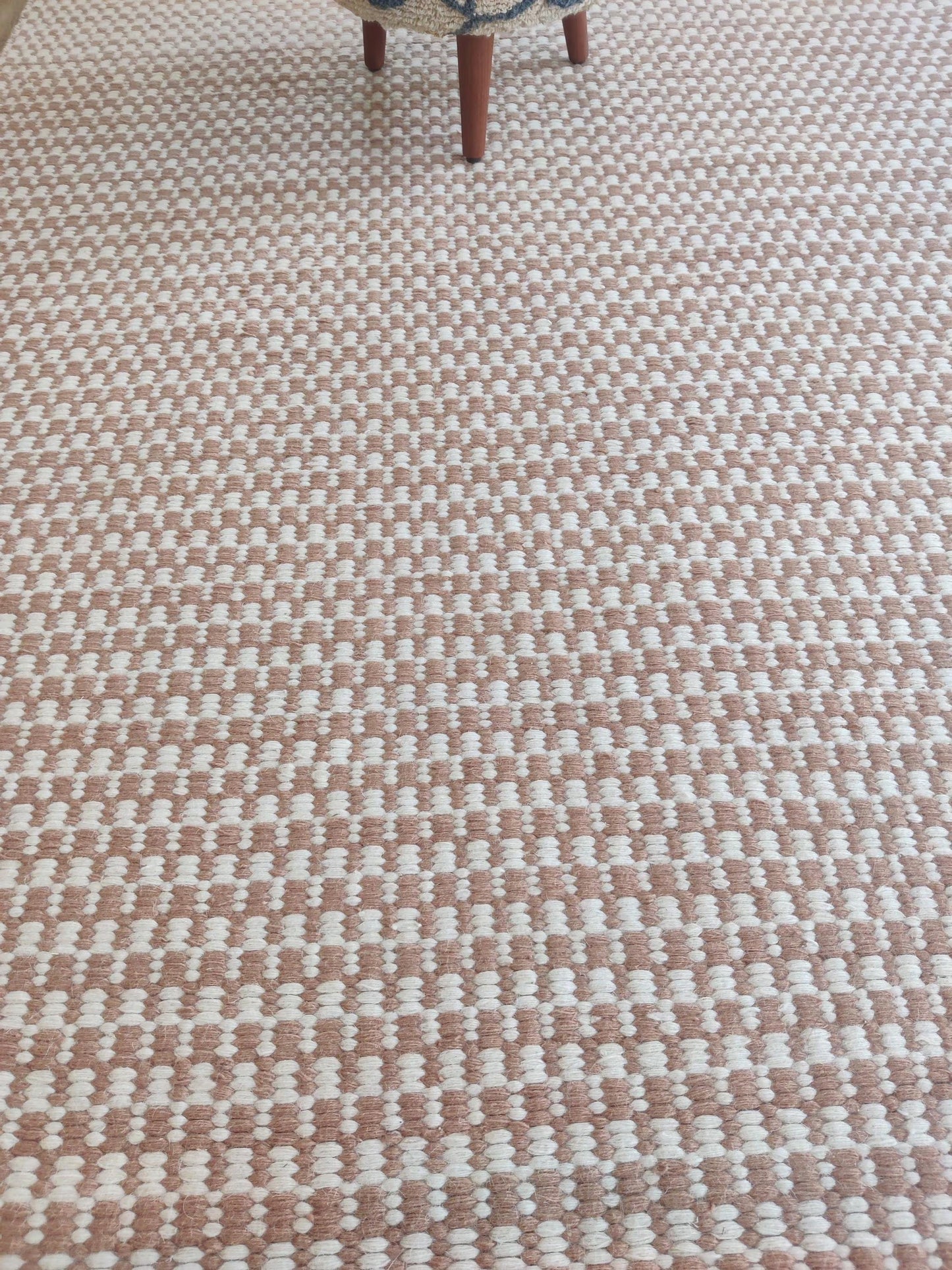 Earth Tone Grainy Pattern - Sustainable Handloom Living Room Rug