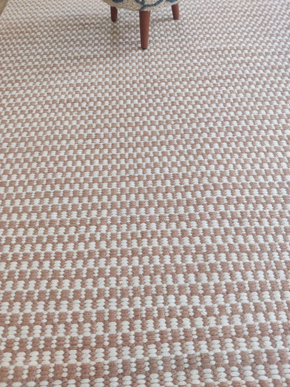 Earth Tone Grainy Pattern - Sustainable Handloom Living Room Rug