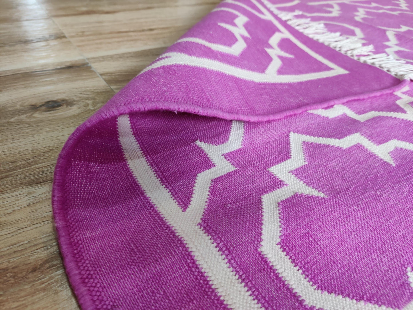 Nordic Style Pink & Cream Quatrefoil Rug
