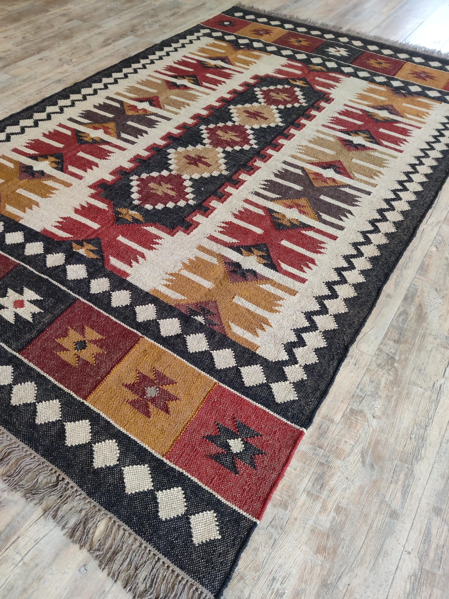 Nomad Heritage Crest Tribal Wool Jute Kilim Rug