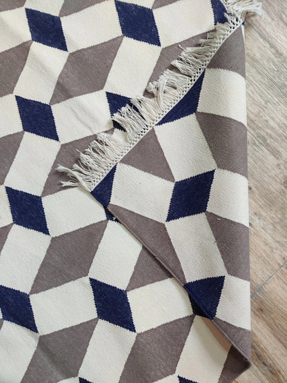 Handmade Harlequin Diamond Cotton flat weave Rug
