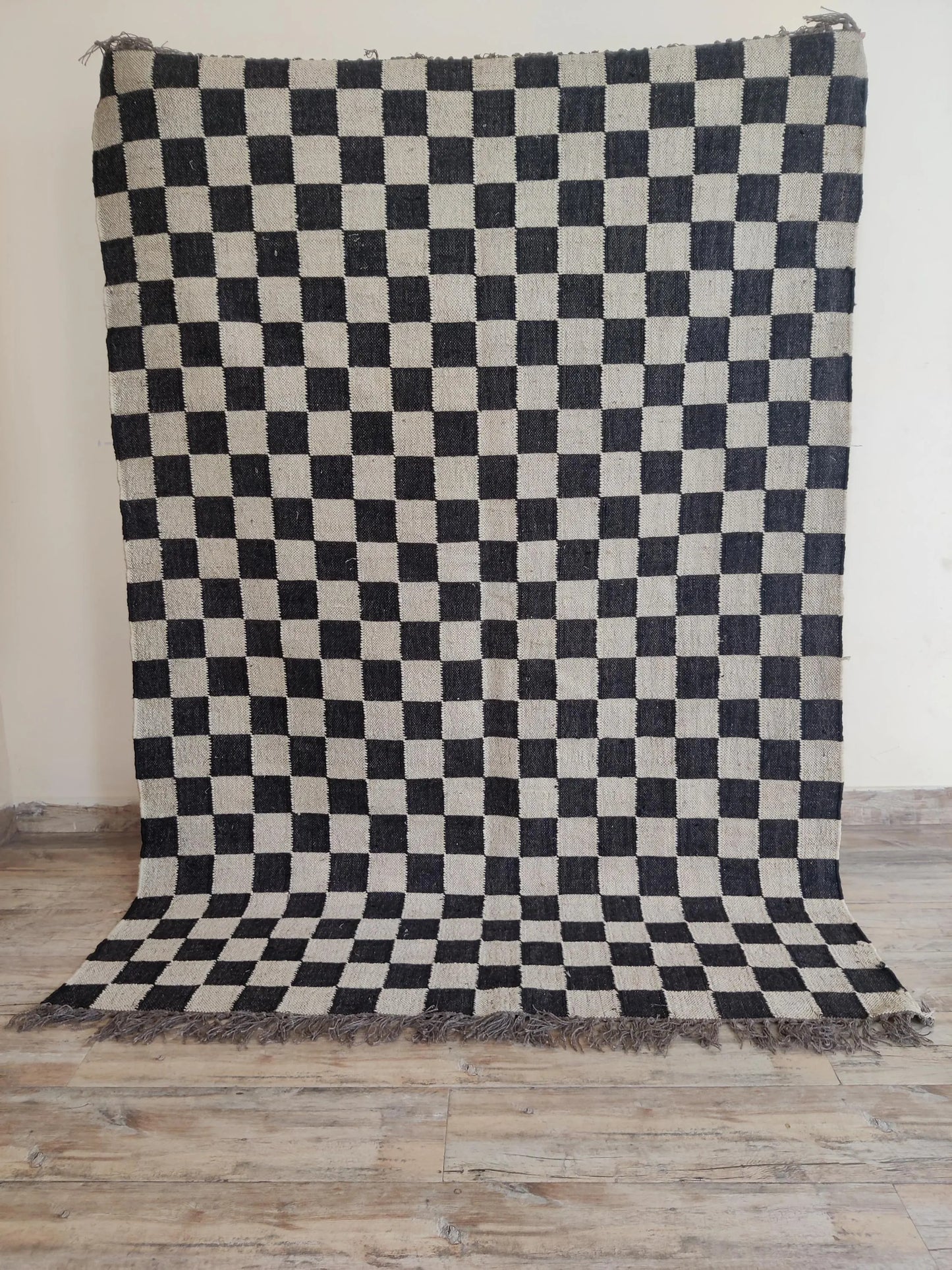 Charcoal Chessboard Hand-Woven Wool and Jute Rug