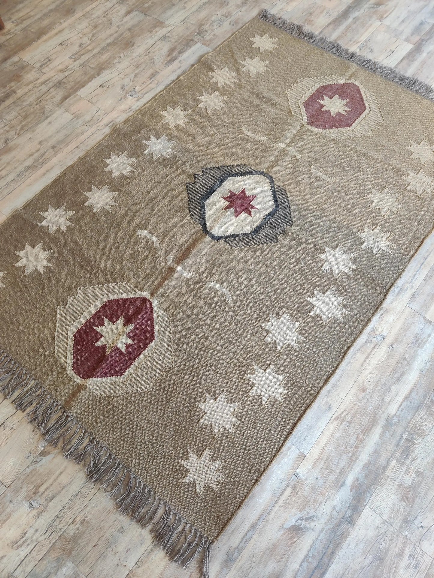 Crimson Moon Lattice Reversible Natural Fiber Area Rug
