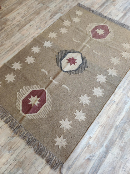 Crimson Moon Lattice Reversible Natural Fiber Area Rug