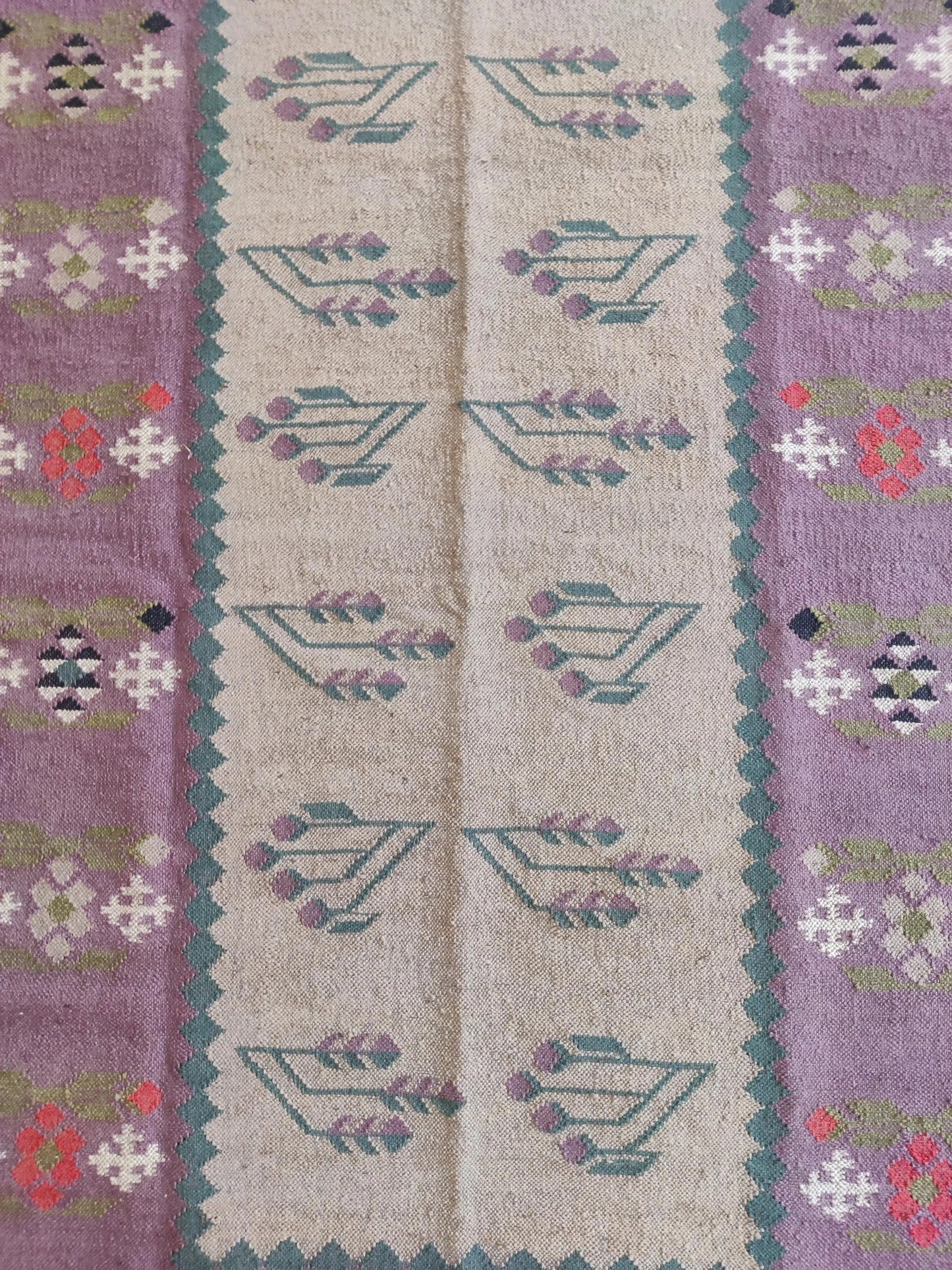 Lavender Meadow Antique Style Floral Kilim rug