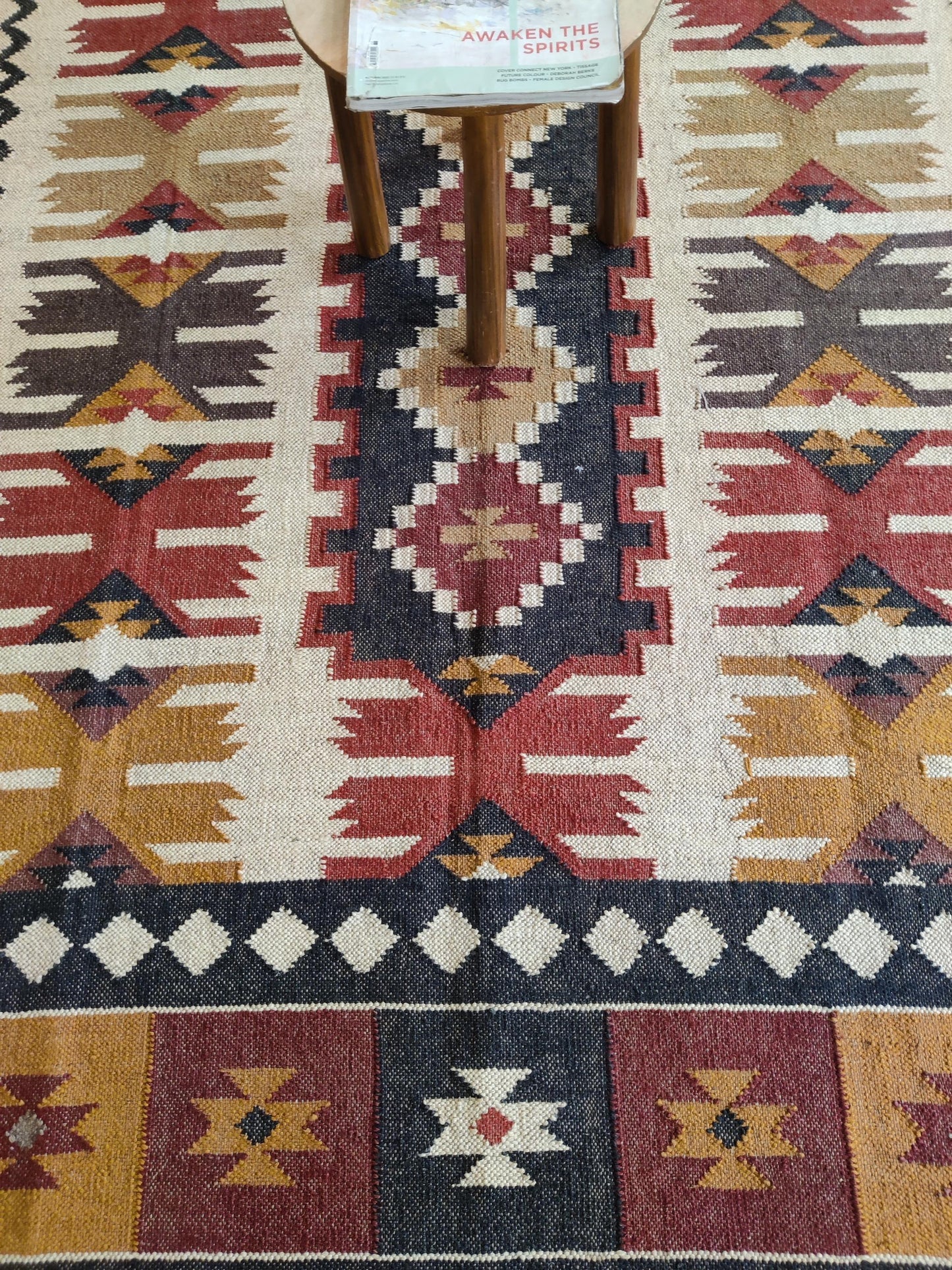 Nomad Heritage Crest Tribal Wool Jute Kilim Rug