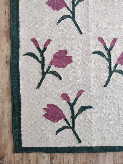 Bohemian Cottagecore Décor Tulip Pattern Carpet