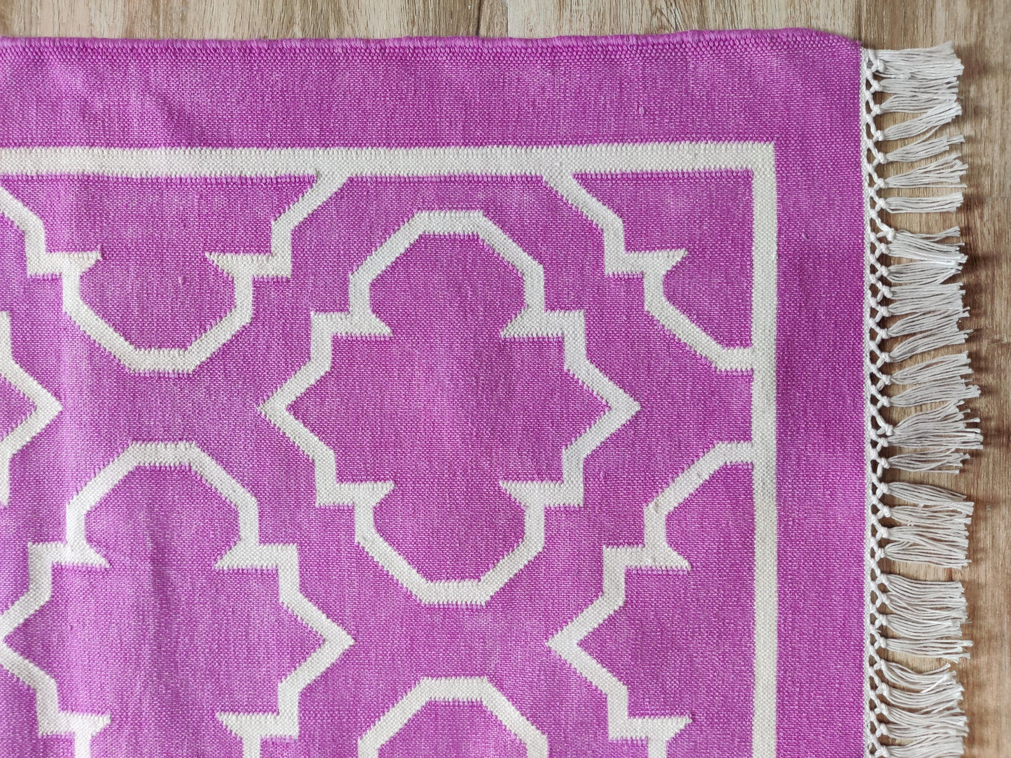 Nordic Style Pink & Cream Quatrefoil Rug