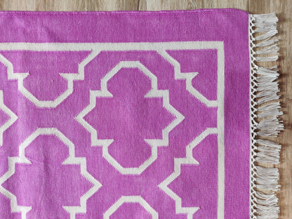 Nordic Style Pink & Cream Quatrefoil Rug