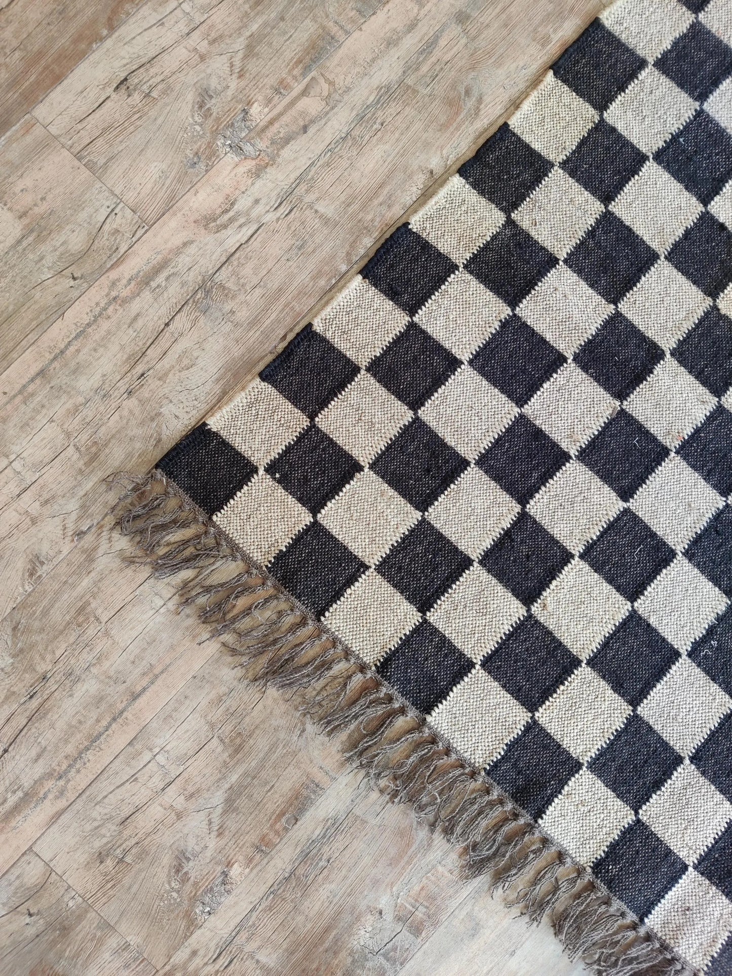 Charcoal Chessboard Hand-Woven Wool and Jute Rug