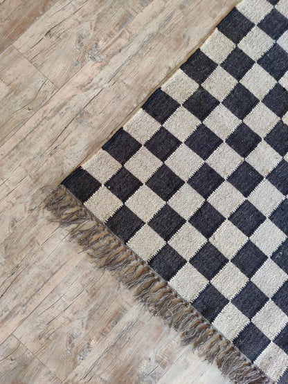 Charcoal Chessboard Hand-Woven Wool and Jute Rug