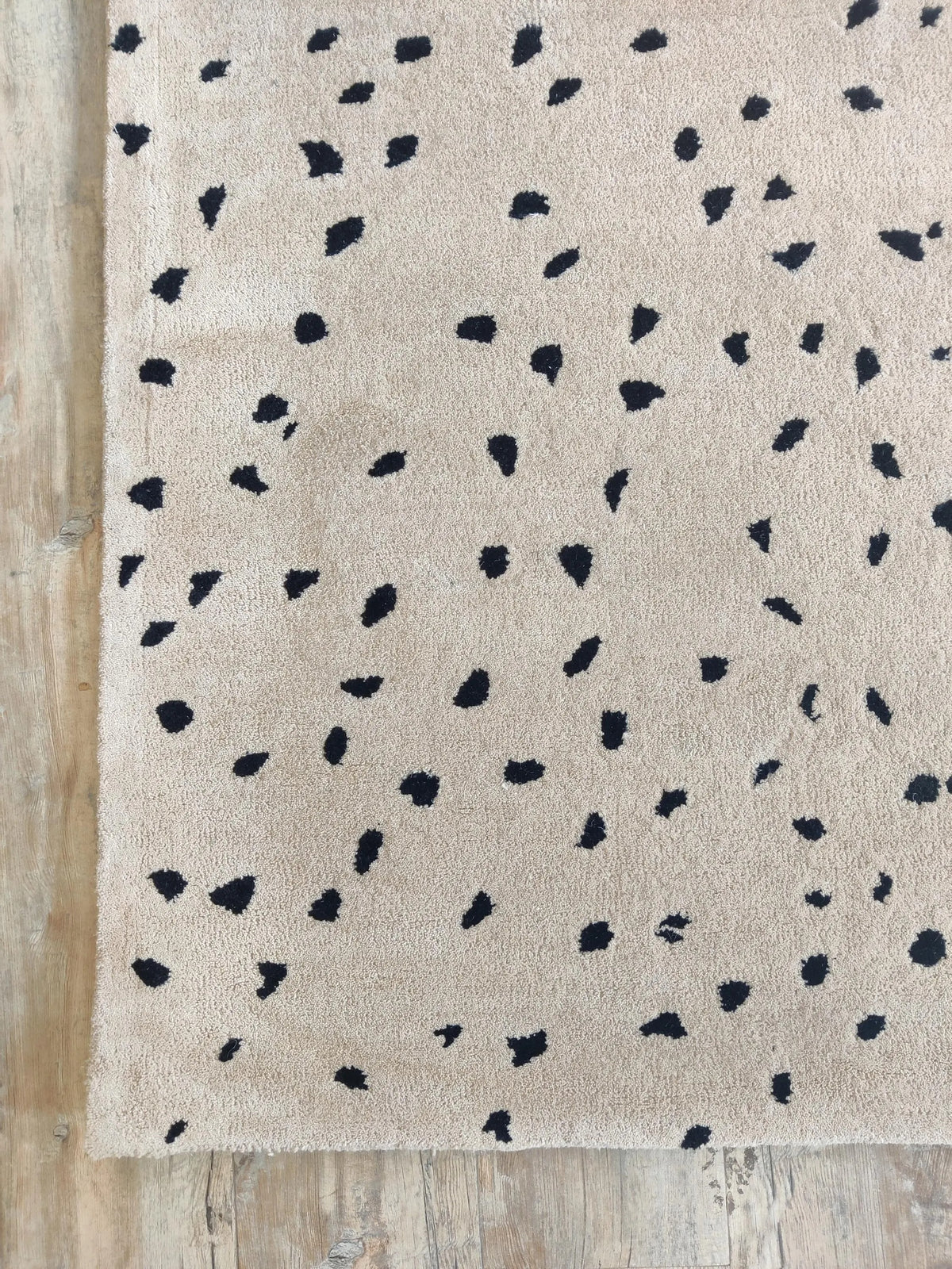Oatmeal Beige & Black Minimalist Dot Carpet, Luxury Contemporary Wool Area Rug for Living Room