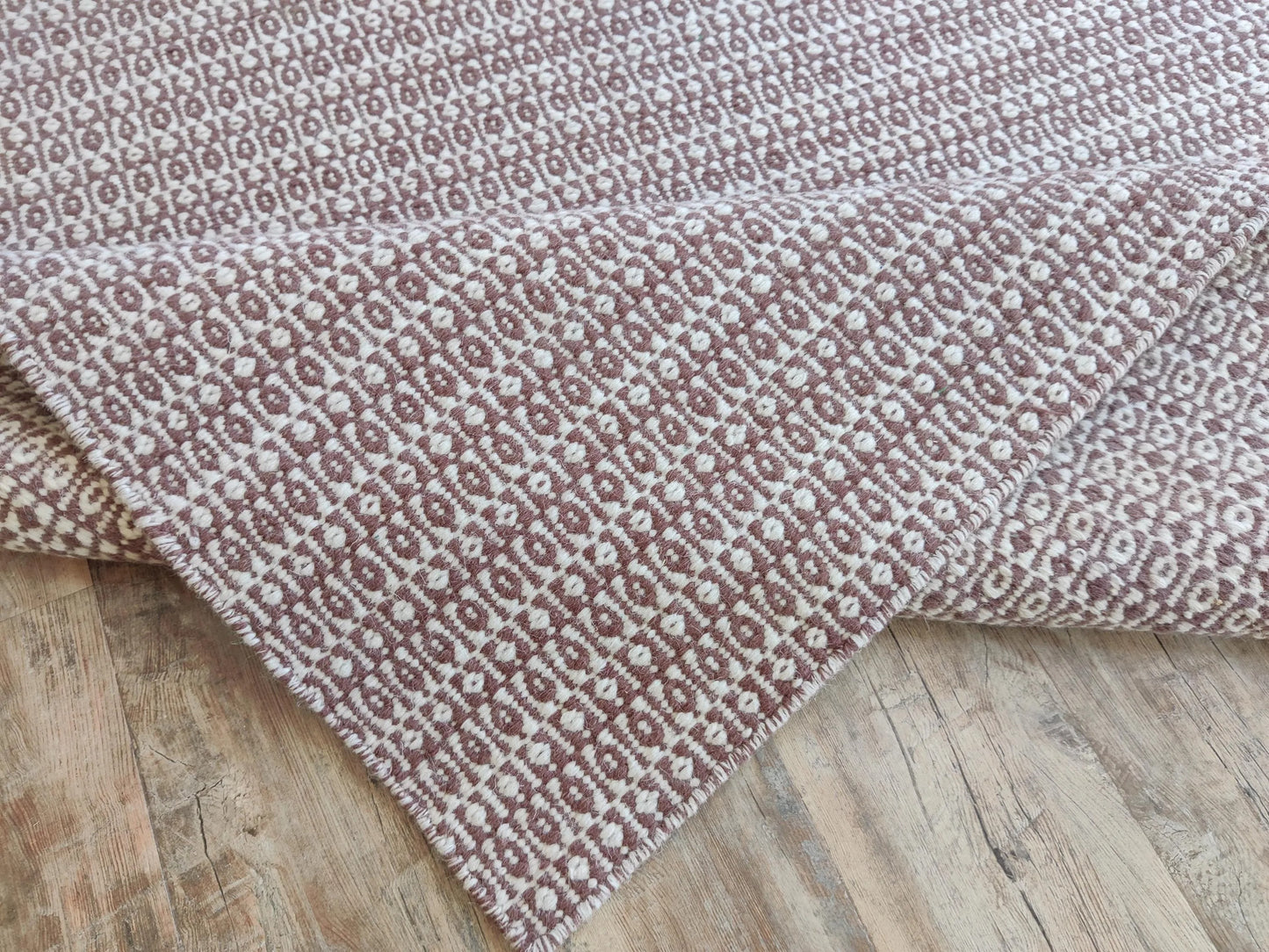 Diamond Lattice Design, Custom Handloom Living Room Decor