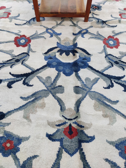 Iznik-style floral Symmetric Botanical Hand-Knotted Transitional Rug