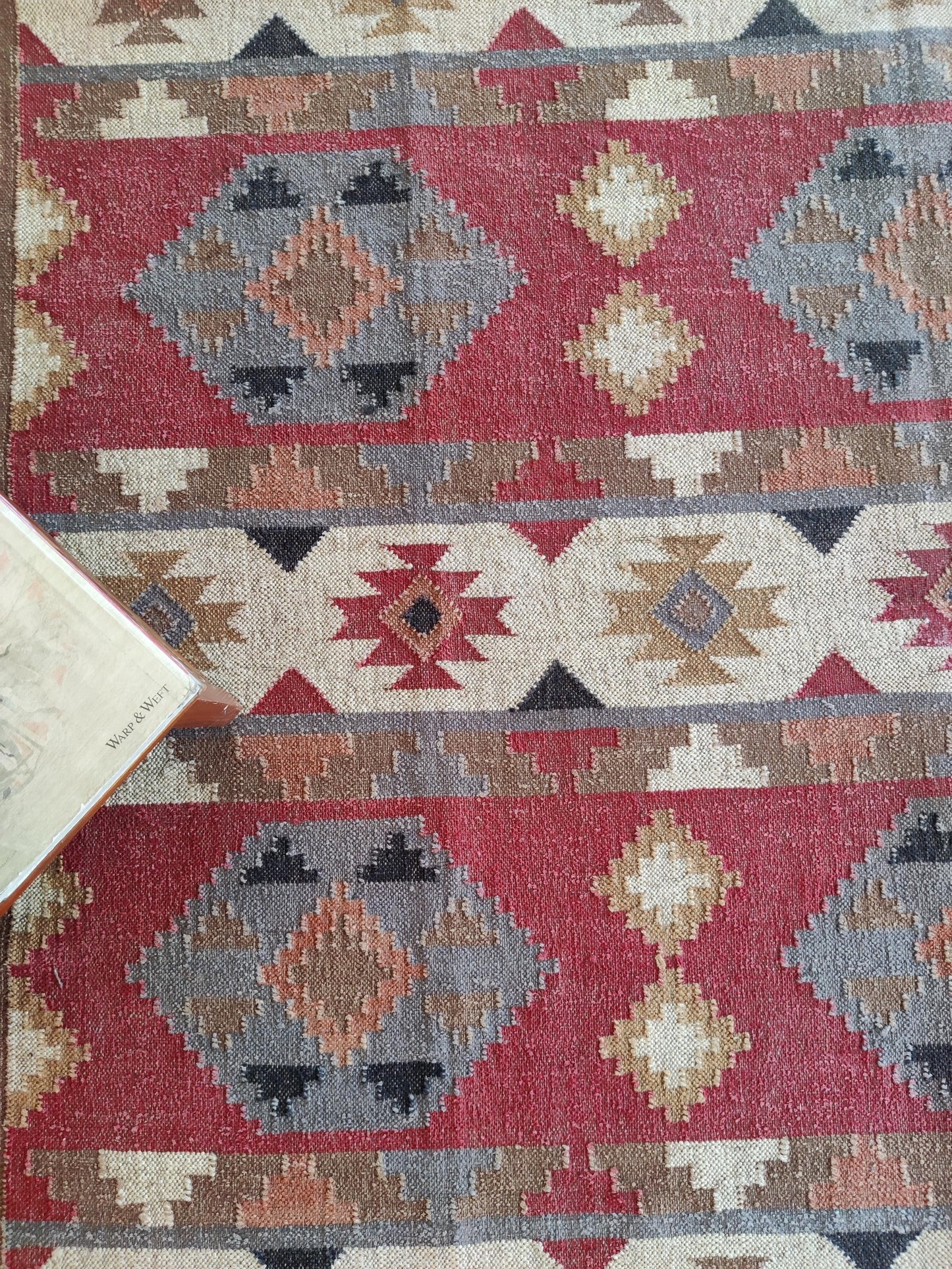 Ethnic Navajo Pattern Kilim Sustainable Wool Jute rug
