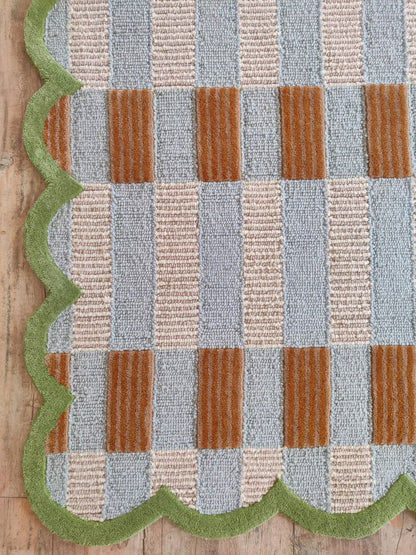 Sage Meadow Scallop Luxury Hand-Tufted Wool Rug