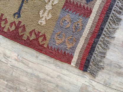 Veridian Column Bloom Reversible Artisan Area Rug
