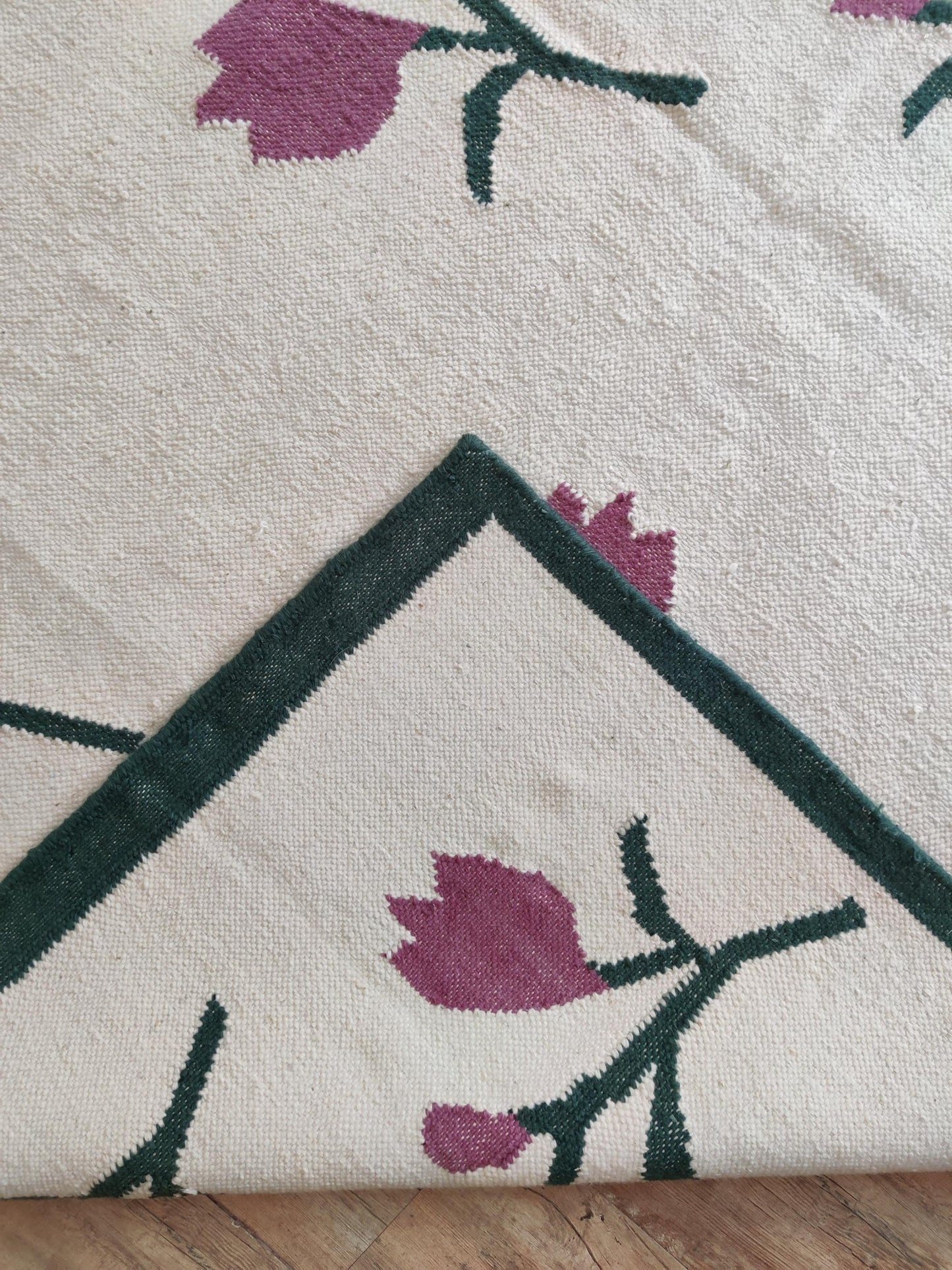Bohemian Cottagecore Décor Tulip Pattern Carpet