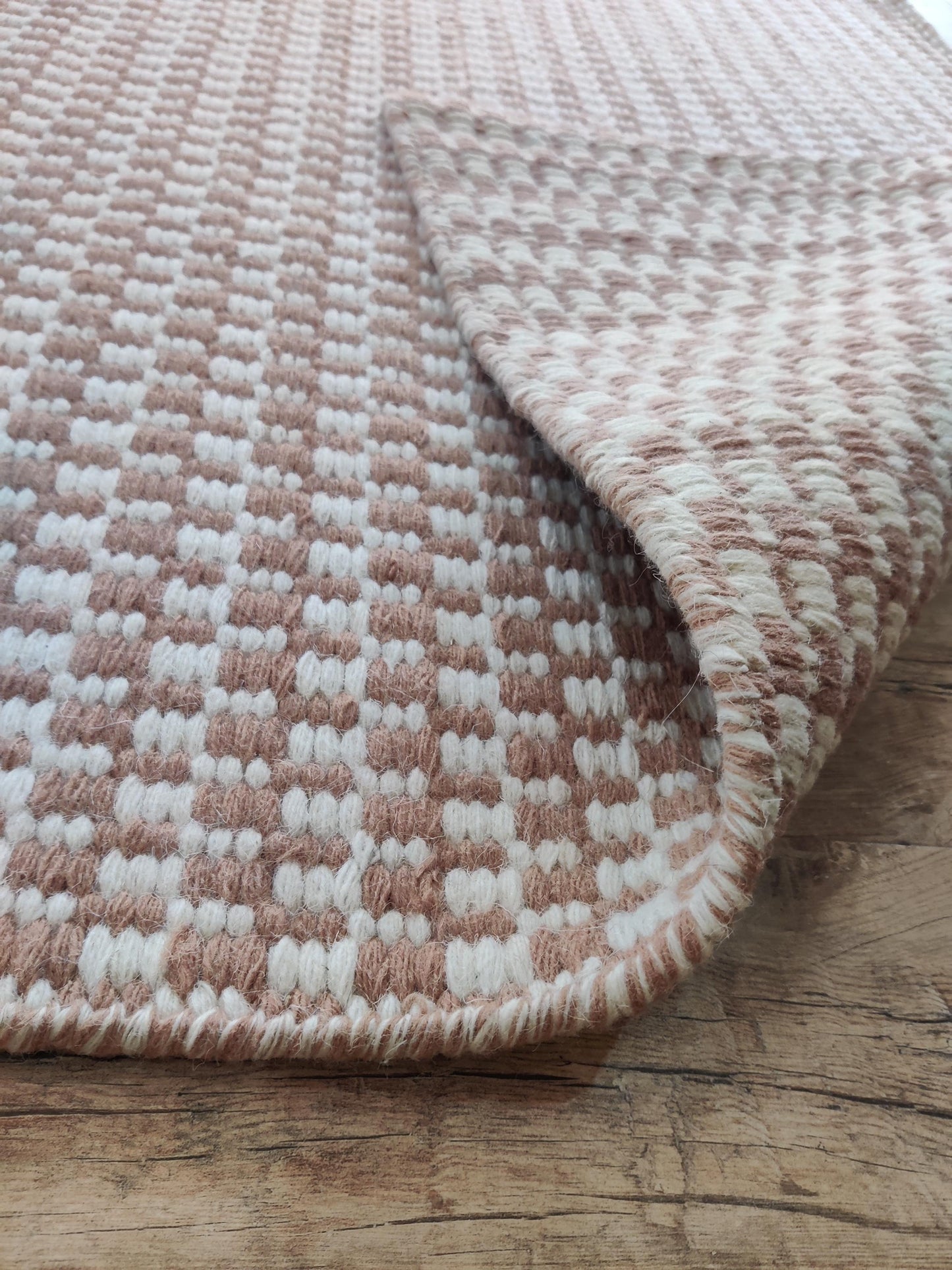 Earth Tone Grainy Pattern - Sustainable Handloom Living Room Rug