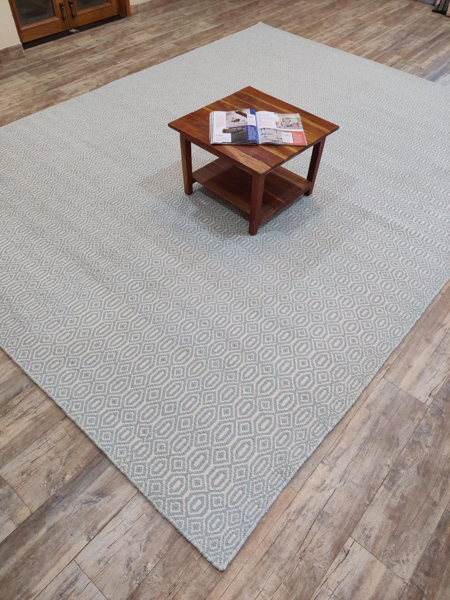 Hand-Woven Light Blue Diamond Trellis Wool Rug