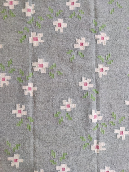Modern Botanical Weave, Decorative Fringed Bedroom Accent Rug