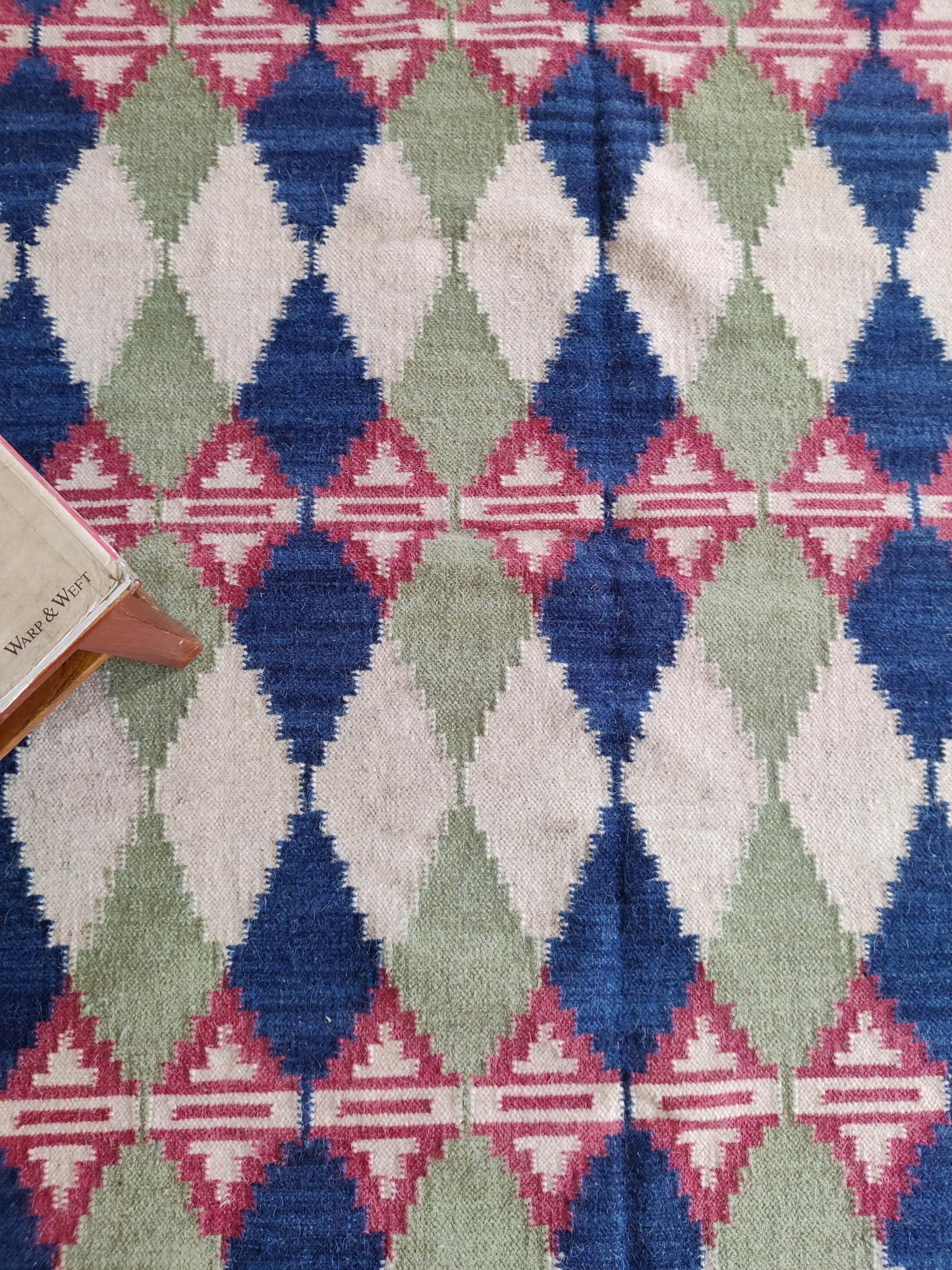 Handwoven Cotton Wool Rug,Diamond Pattern Carpet