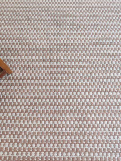 Earth Tone Grainy Pattern - Sustainable Handloom Living Room Rug