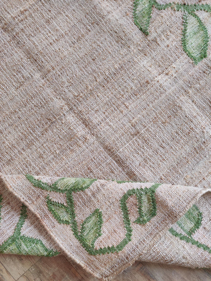 Green Leafy Vine Border Kilim Textured Natural Fiber Dhurrie