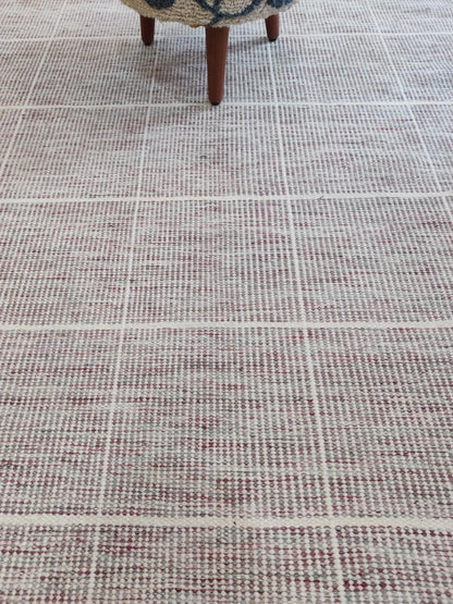 Large Grid Pattern Dhurrie | Subtle Dusty Pink & Ivory Artisan Rug