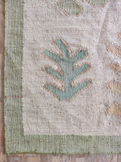 Natural Jute Leaf-patterned  Eco-Friendly Tropical Floor Décor Area Rug