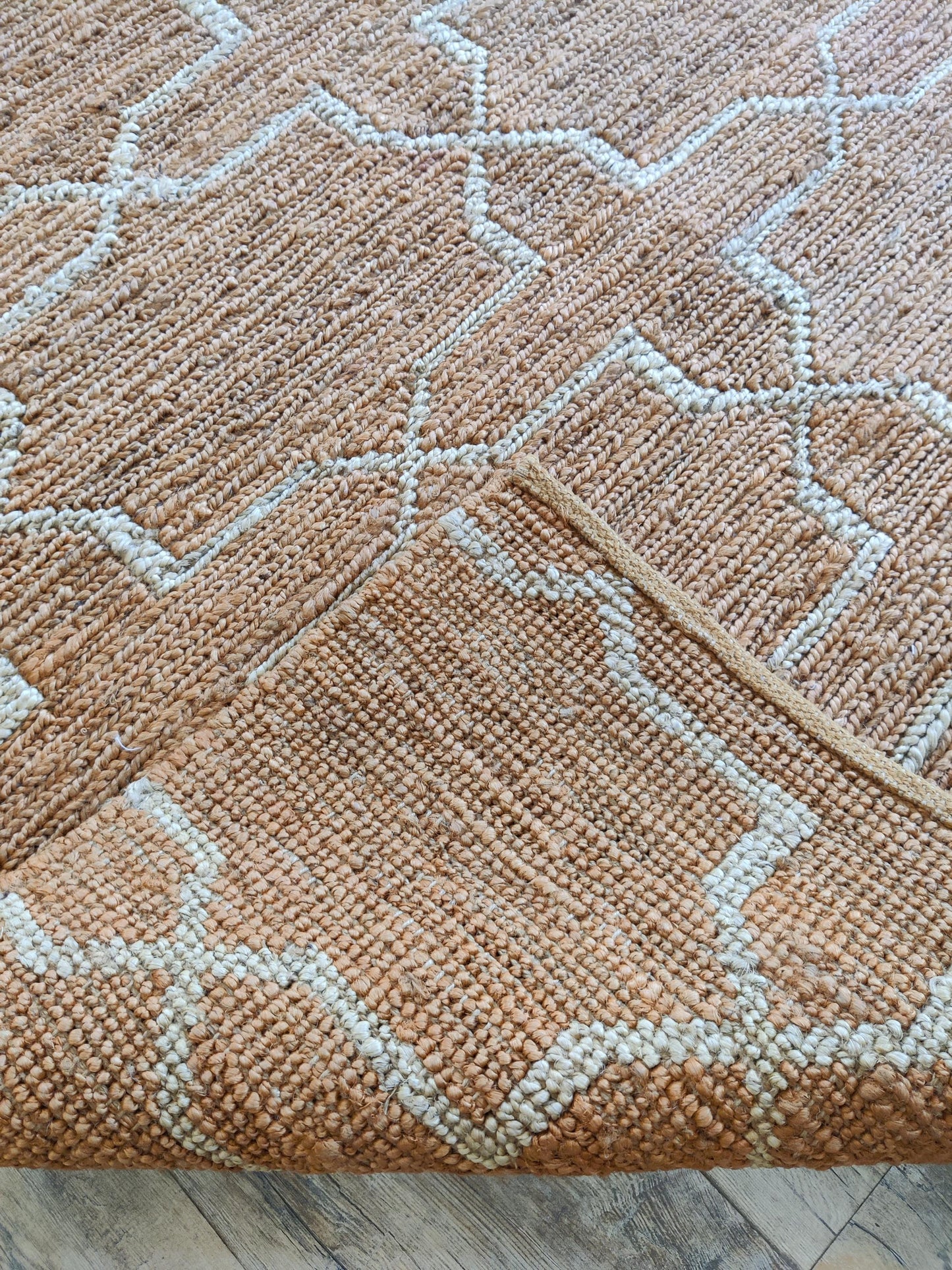 Handwoven Clay Star Lattice Soumak Rug
