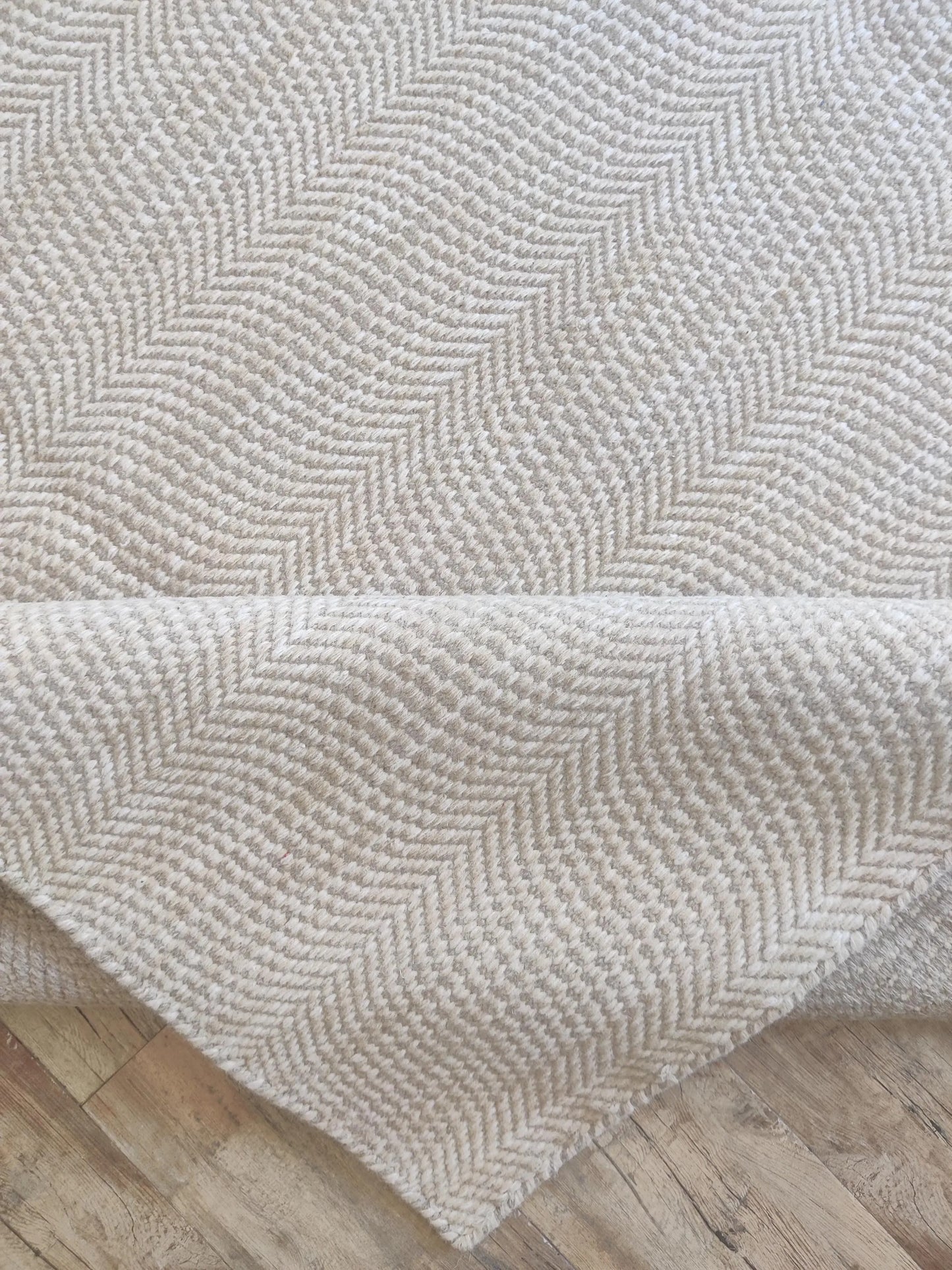 Neutral Beige Chevron Pattern Wool Carpet