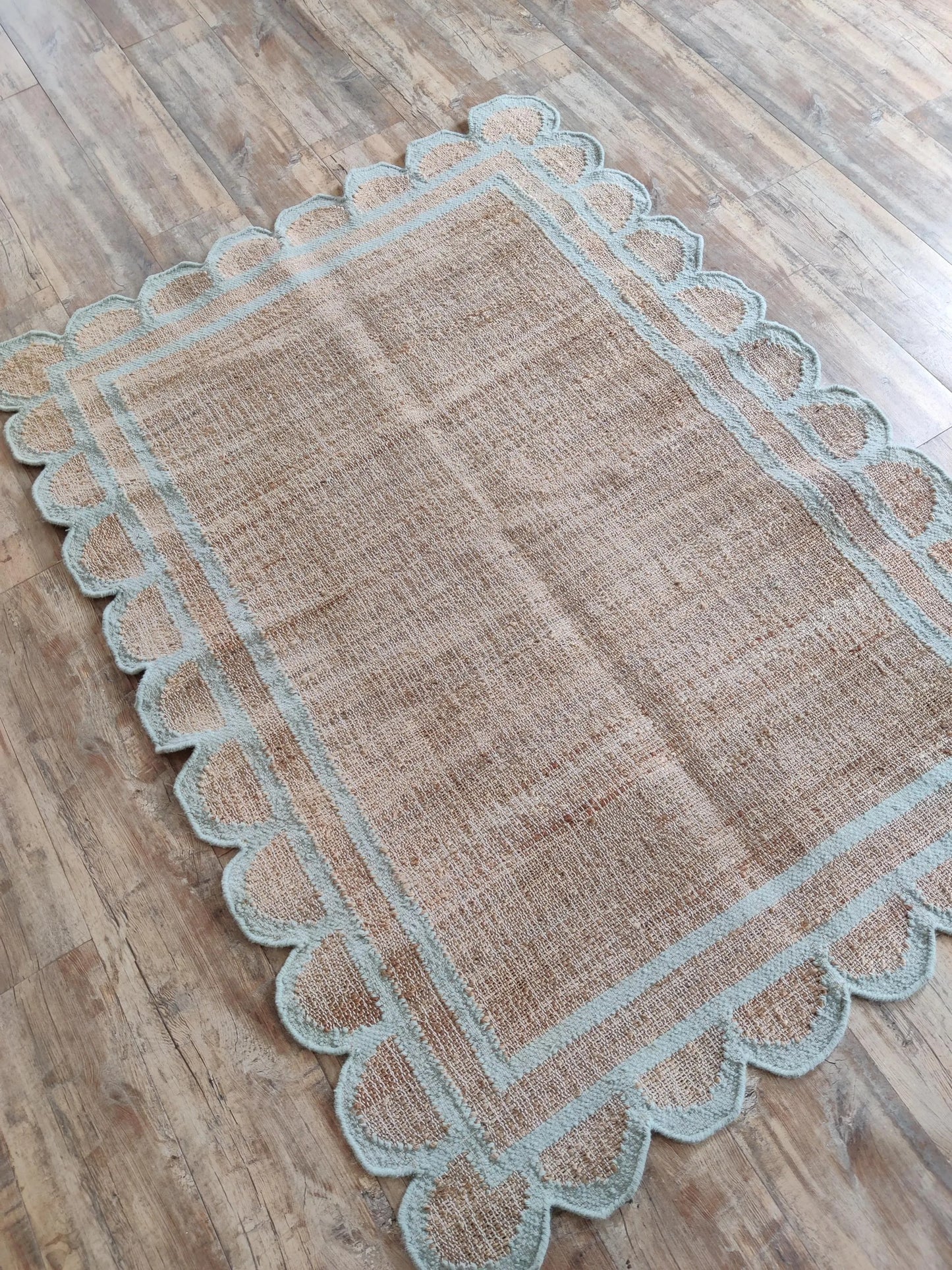 Home Decor Scallop Bordered Design cotton jute Rug,