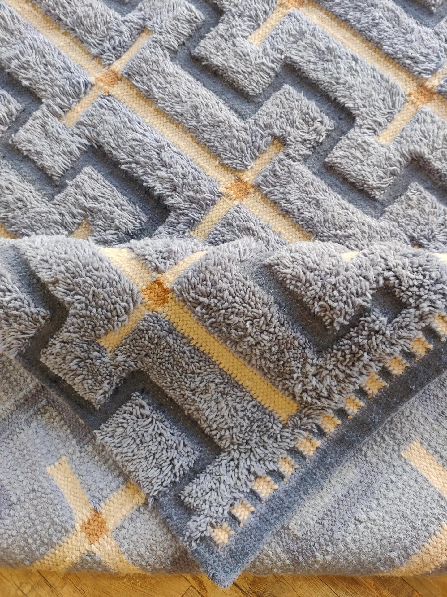 Slate Blue Interlocking Geometric Design - Modern High-Low Textured Area Carpet