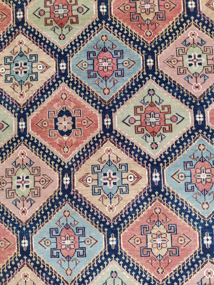Hand-Knotted Diamond Medallion Kilim-Style Wool Carpet