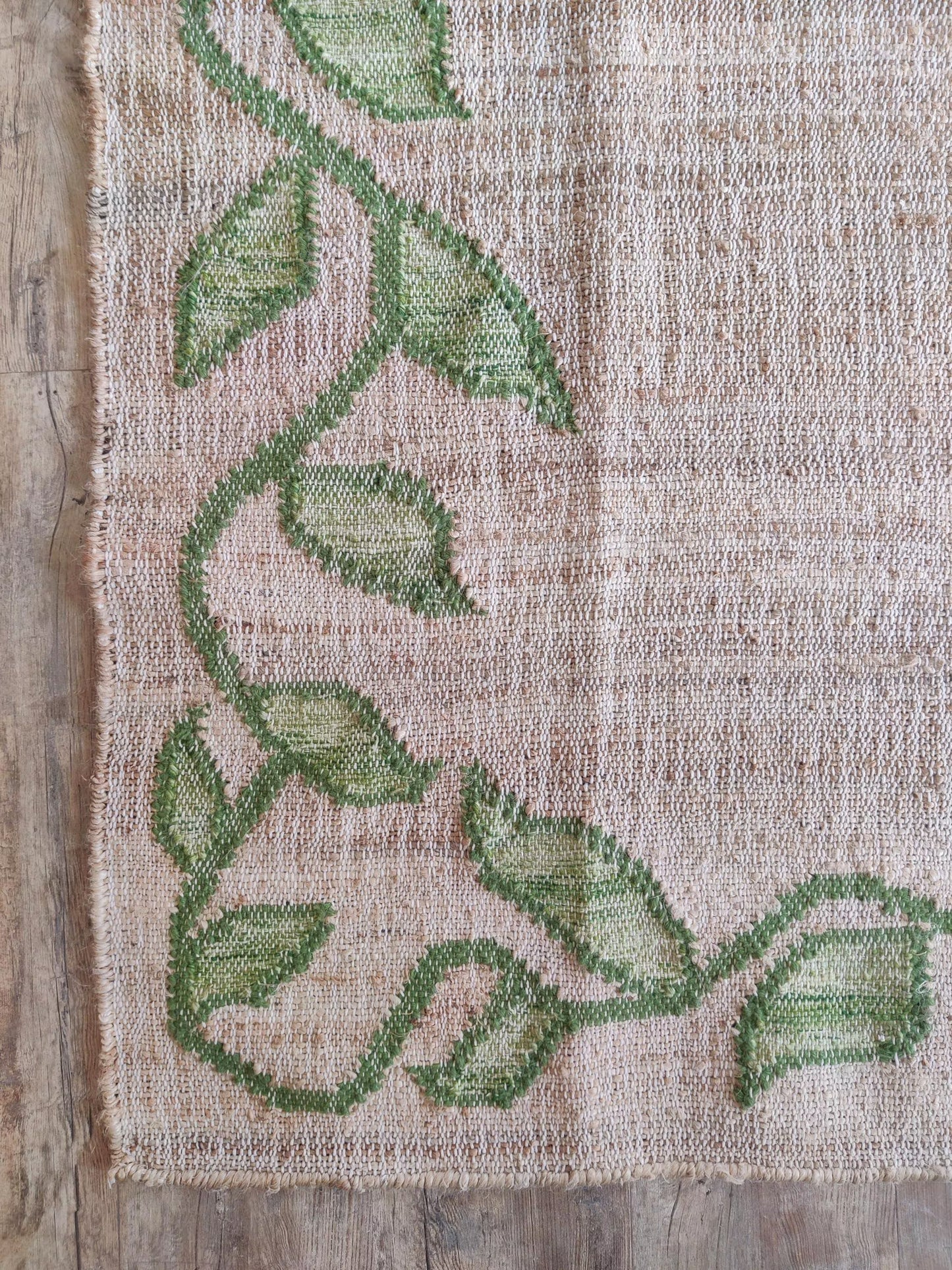 Green Leafy Vine Border Kilim Textured Natural Fiber Dhurrie