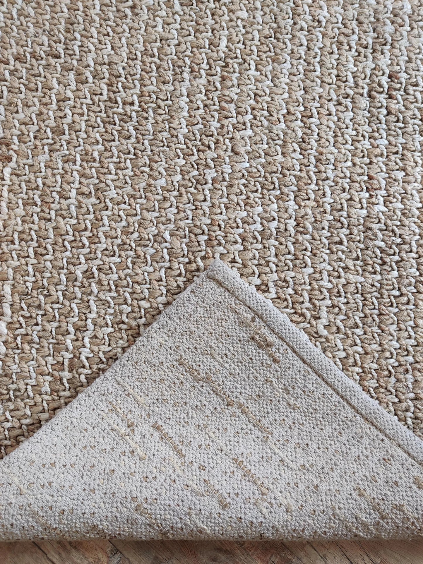 Organic Tan Herringbone Pattern Thick Jute Soumak Rug