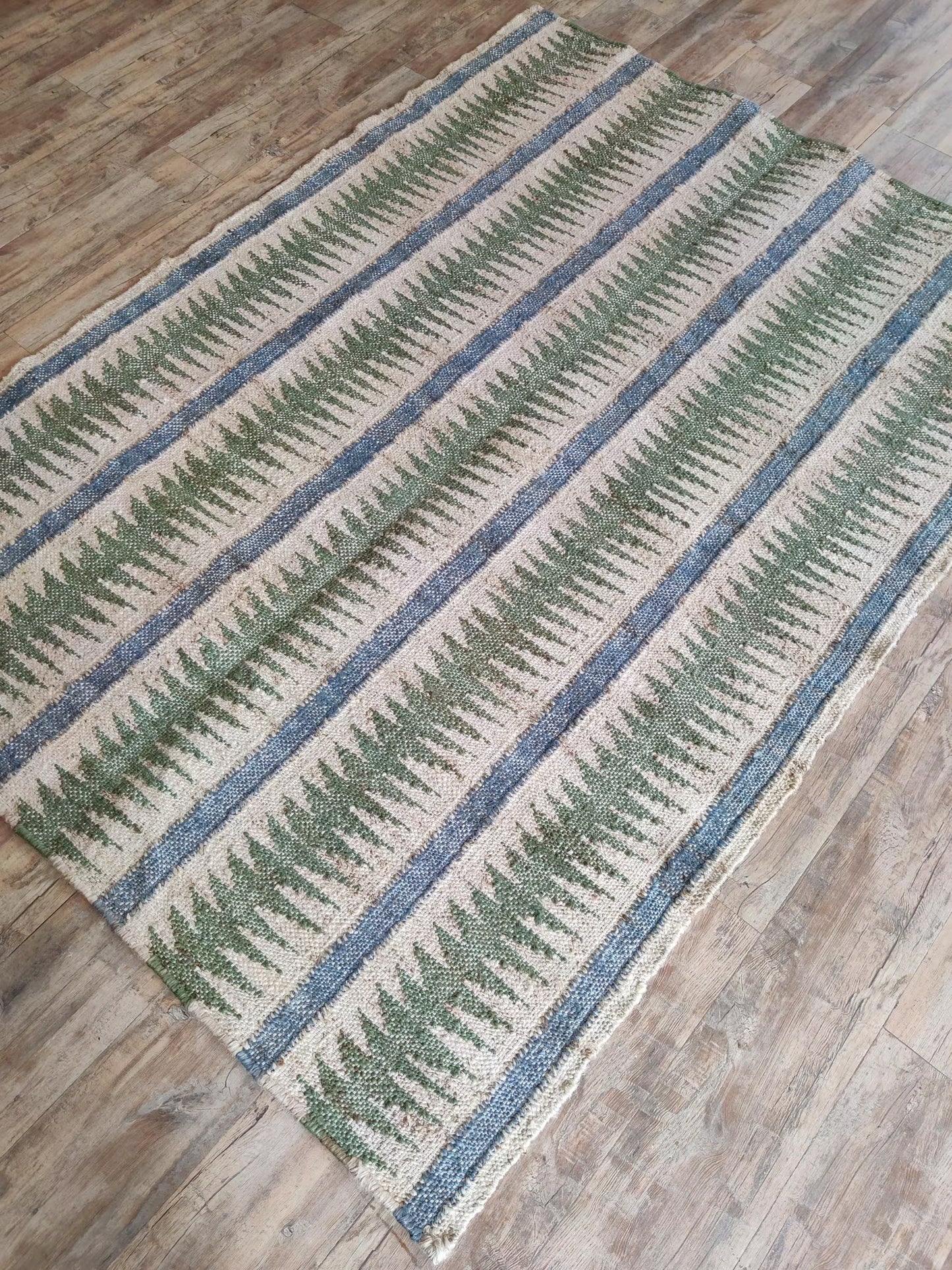 Crimson Orb Dhurrie Nordic Style Natural Fiber Kilim rug