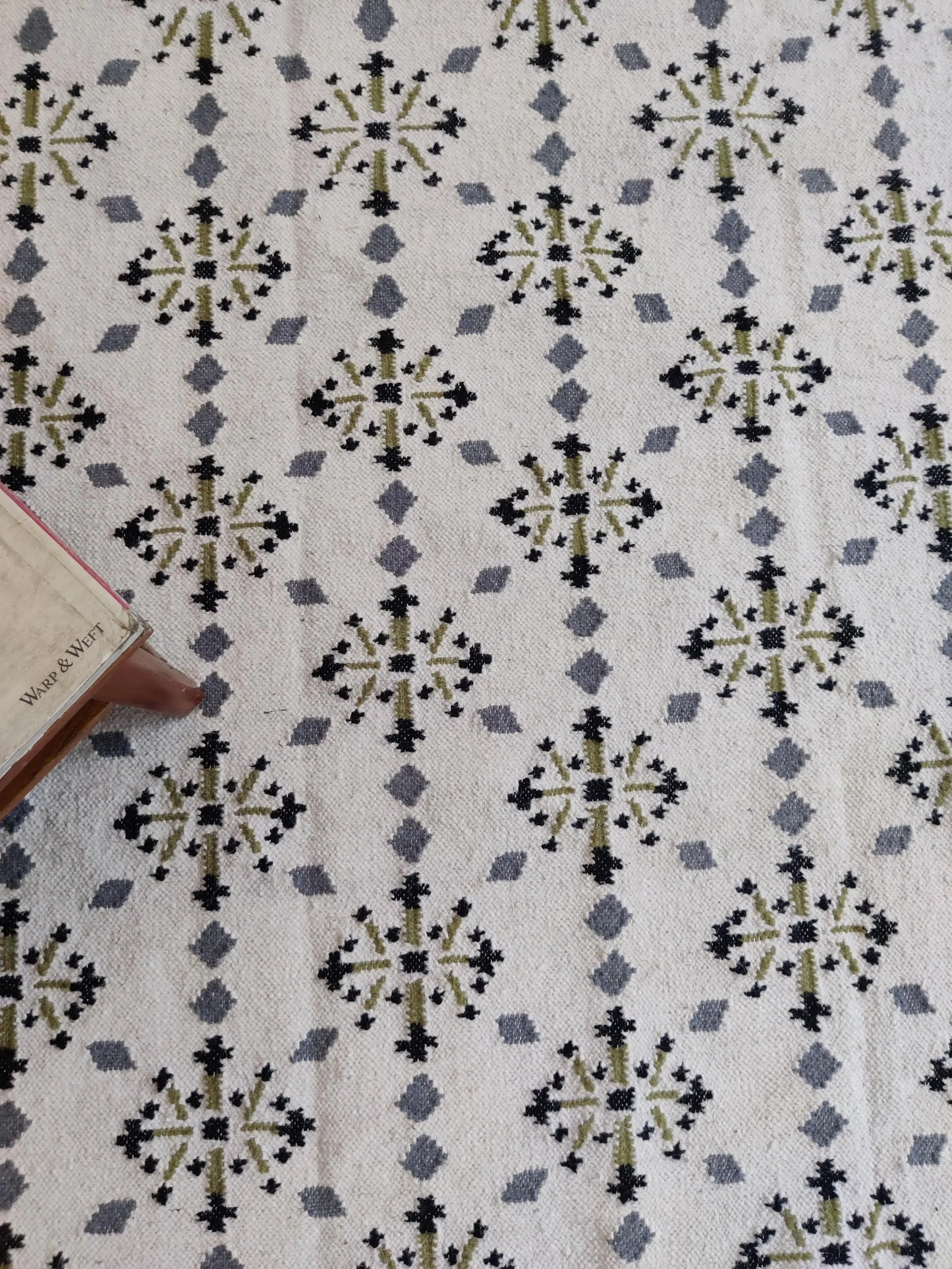 Floral Flatweave Kilim Rug Reversible Bohemian Cottagecore Floor Decor