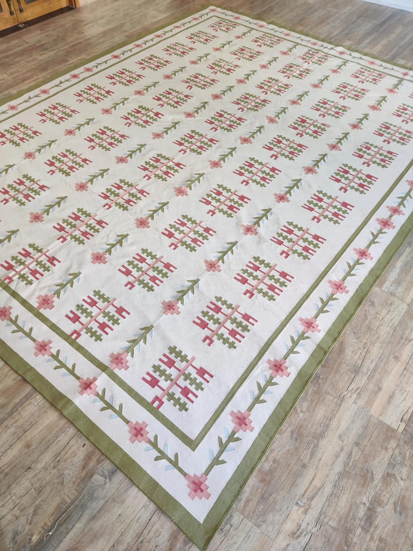 Swedish Folk Pattern Area Rug Nordic Floral Dhurrie Rug