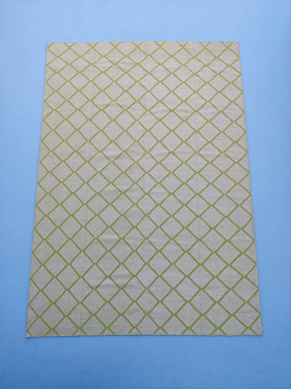 Handloom Wool Rug in Rhombus Lattice Rug